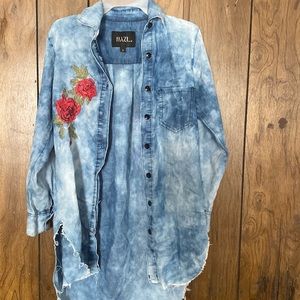 This is a Jean style button down shirt perfect for family photos